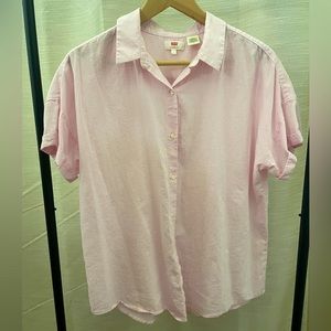 Pale pink short sleeve button up
